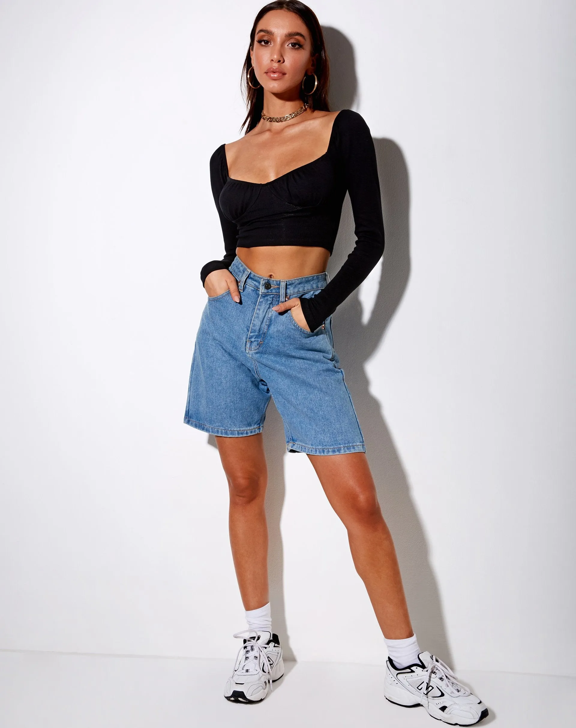 Inalo Crop Top in Rib Black