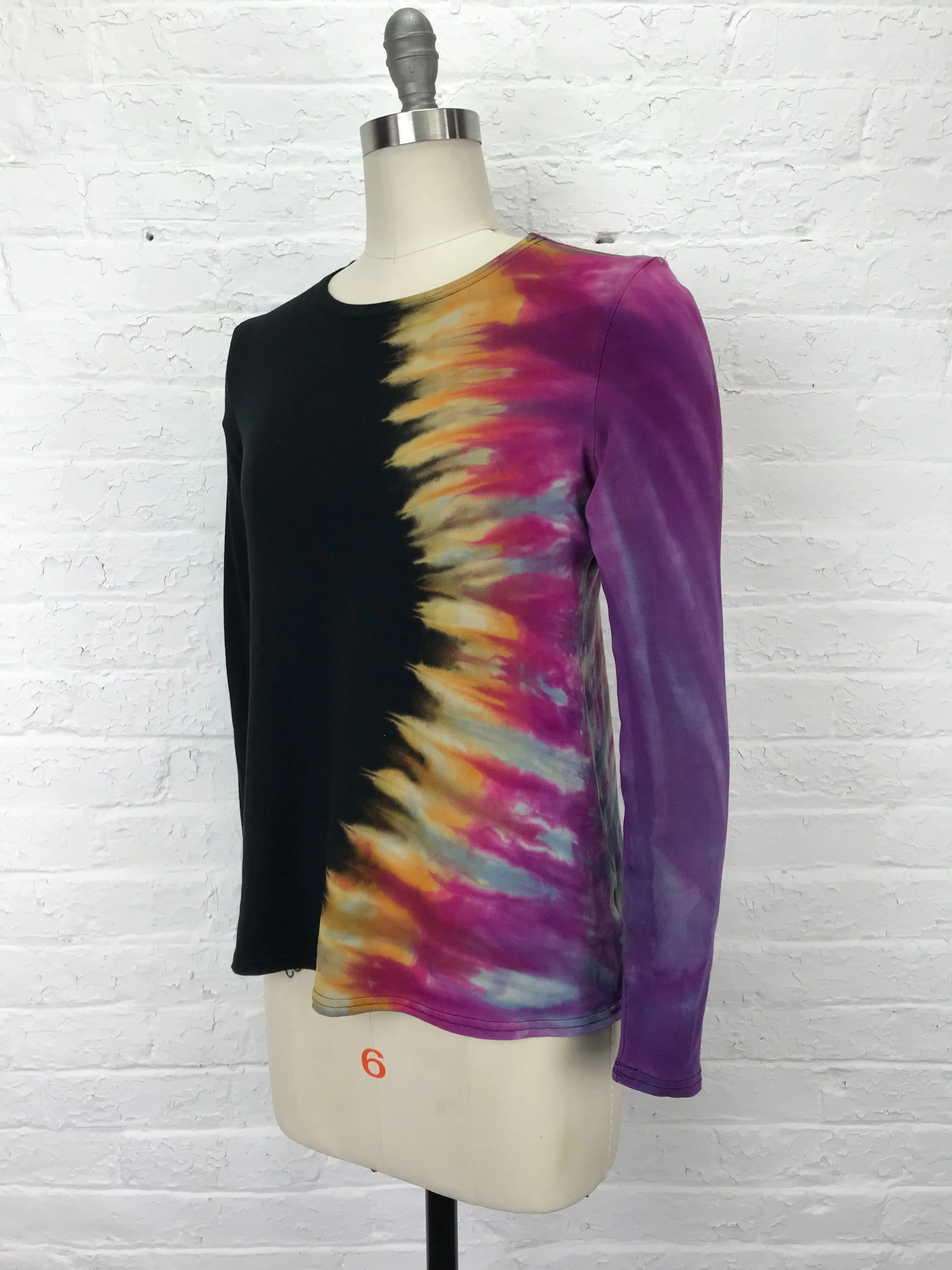 Jane Long Sleeve Top in Sunset Yin Yang