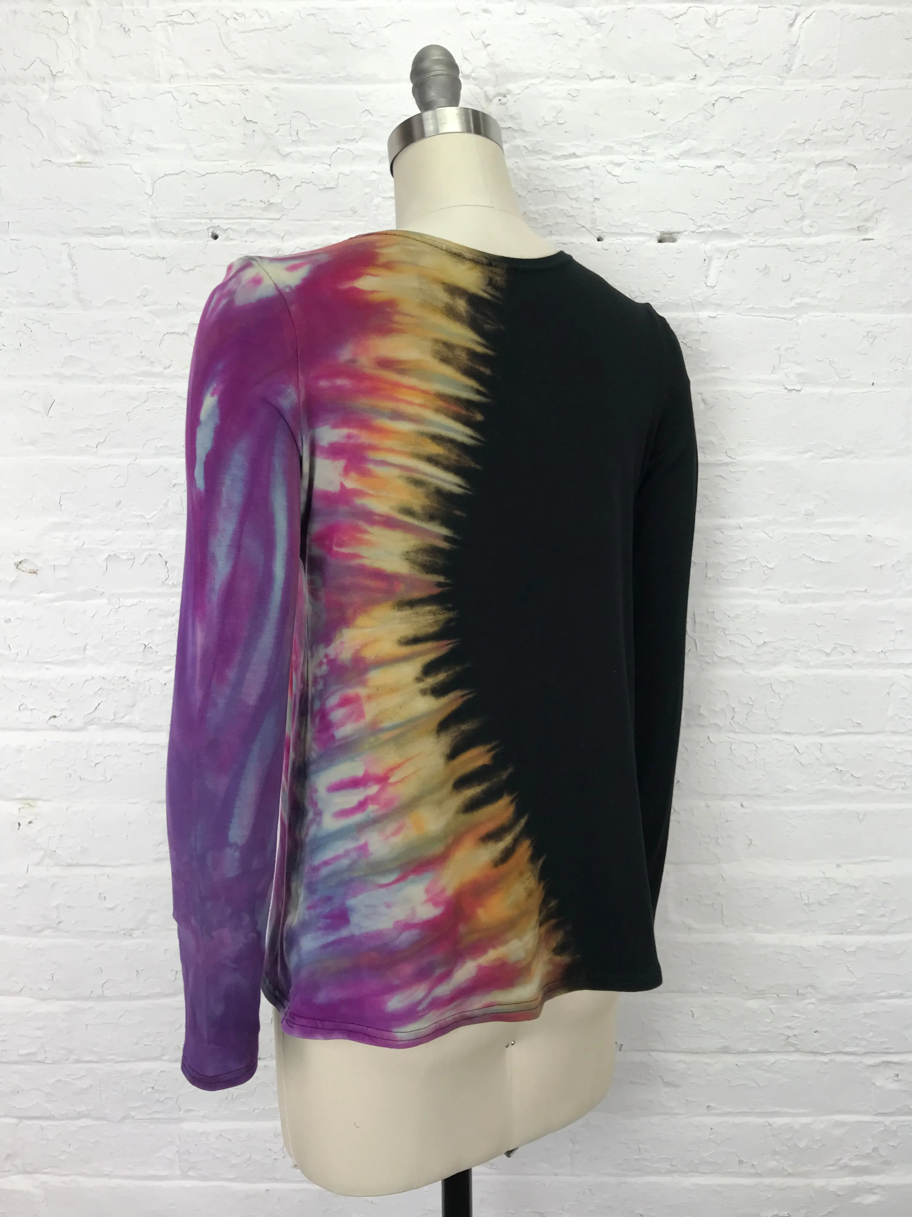 Jane Long Sleeve Top in Sunset Yin Yang